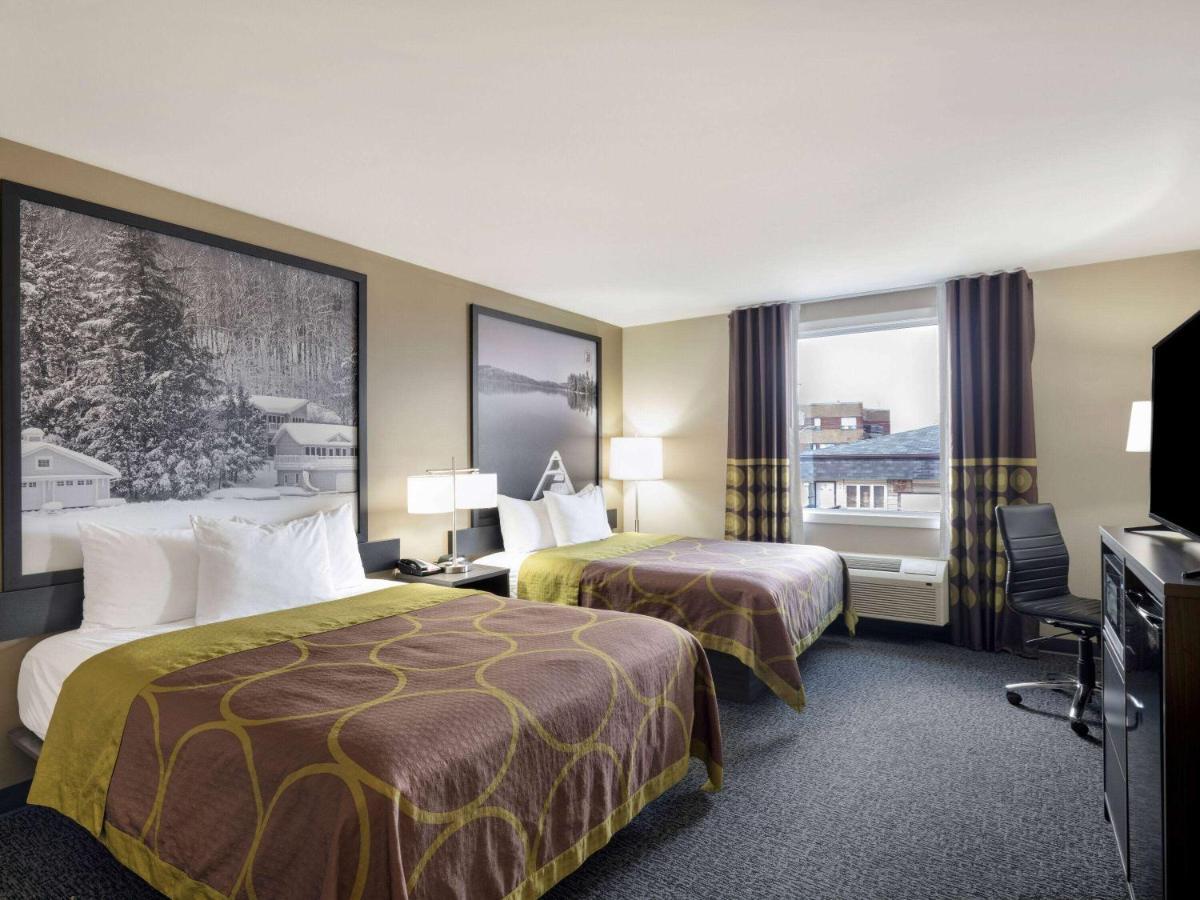 Hotel Super 8 By Wyndham Moosonee Esterno foto